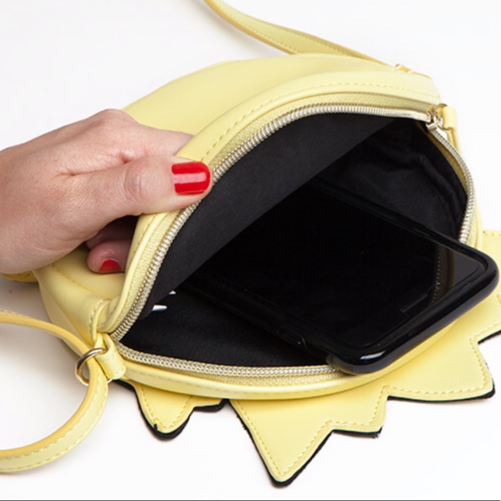 ❗️SALE❗️Pokemon Togepi Vegan Leather Zip Purse - Picture 2 of 2